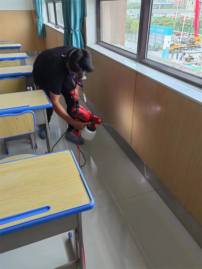 新疆阿克苏十九中学室内甲醛去除及空气净化治理